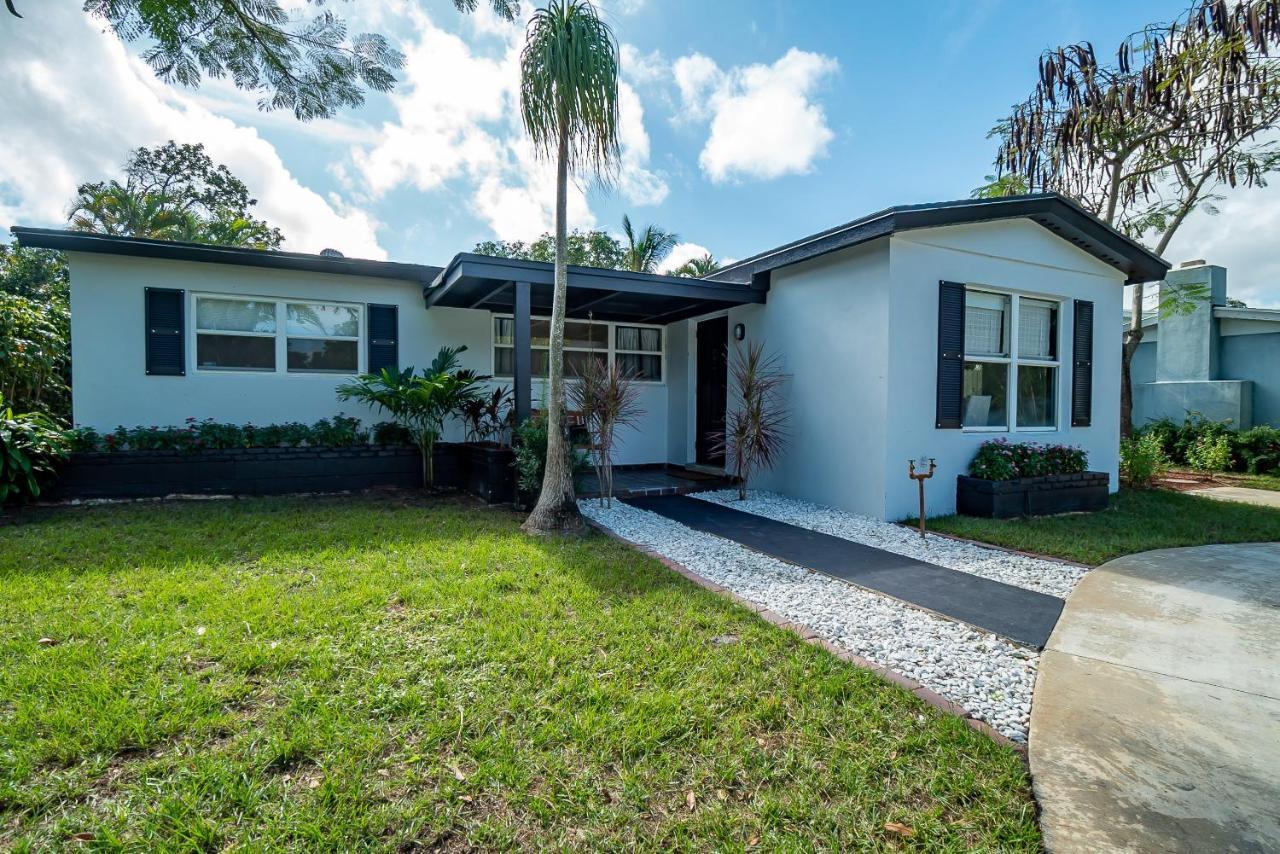 West Palm Beach Elegant 5Br With Hot Tub And Fire Pit Near Beach Вест-Палм-Біч Екстер'єр фото